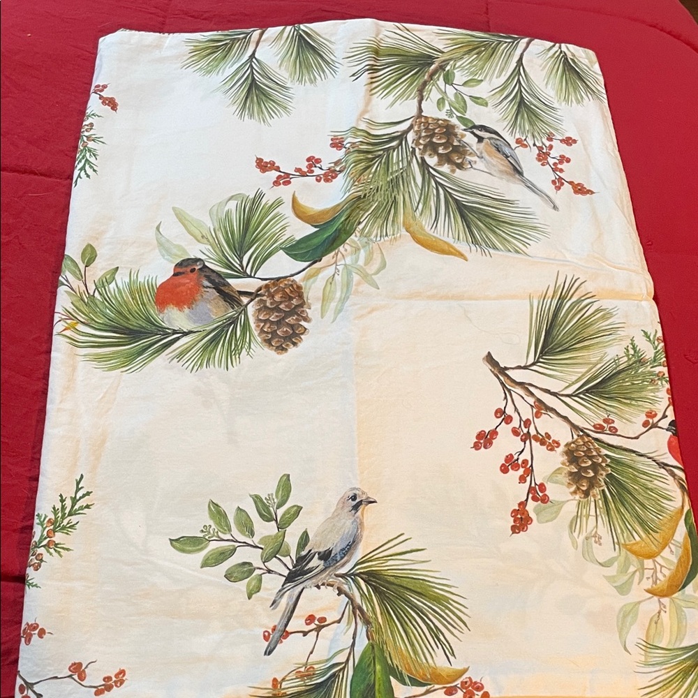 Pottery Barn Red and Green Bird Print Fabric Queen Sheet Set - Picture 4 of 5